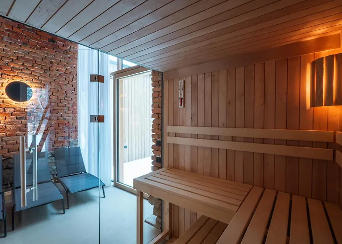 Aparthouse Lubno شقة *